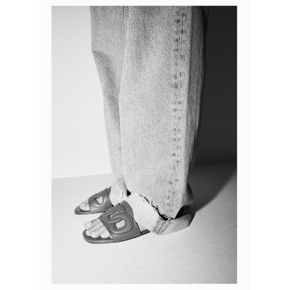 NWT Zara Raised Detail Leather Slides Size 6.5 - Picture 6 of 7